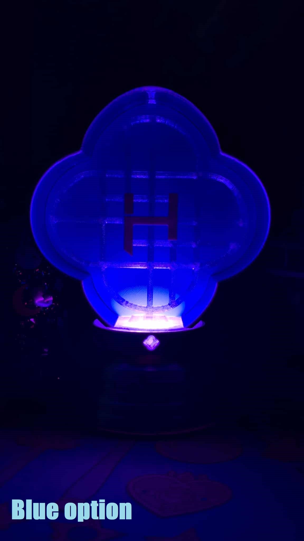 Huntr/x Desk Light